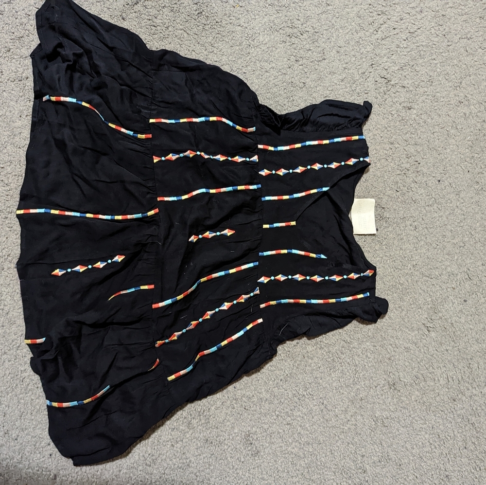 Cute zigzag pattern top